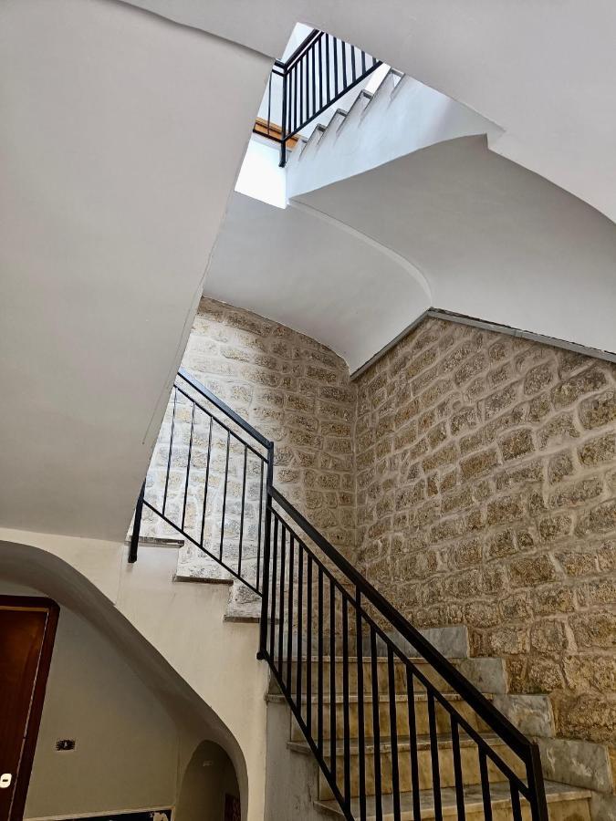 Napoli B&B Ruggiero'S Rooms ภายนอก รูปภาพ